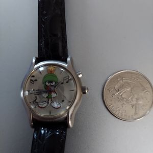 Vintage Looney Tunes Marvin the Martian musical watch collectible